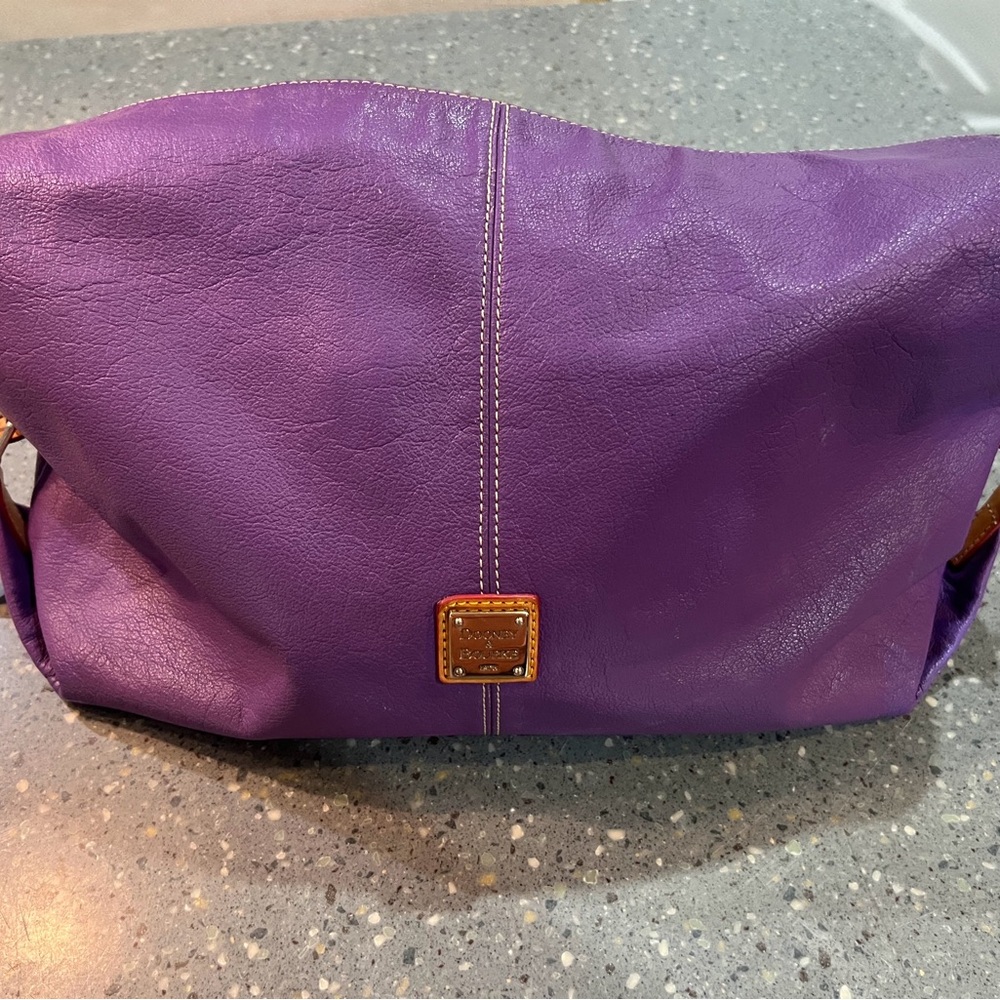Dooney & Bourke Plum Wine Smooth Leather Celeste Satchel Purse
Gently Used